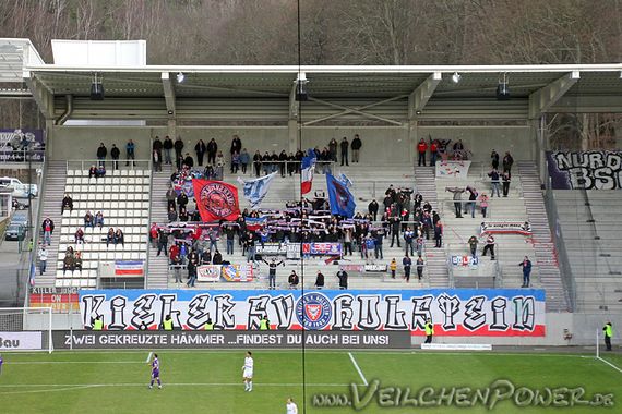 FC Erzgebirge Aue vs Holstein Kiel (1-2) (9)