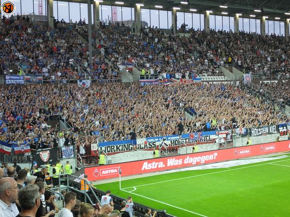 FC St. Pauli vs Holstein Kiel (2-1) (1)