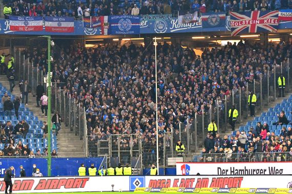 Hamburger SV vs Holstein Kiel (1-1) (1)