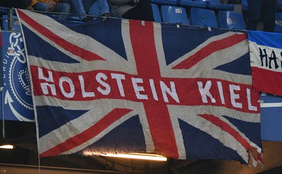 Hamburger SV vs Holstein Kiel (1-1) (2)