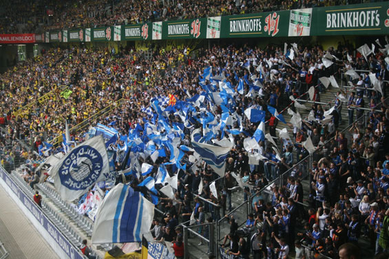 Borussia Dortmund vs Karlsruher SC (4-0) (11)