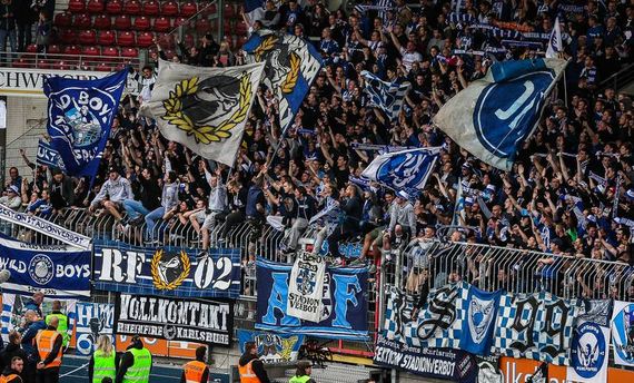 Eintracht Braunschweig vs Karlsruher SC (0-2) (9)