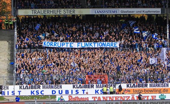 Karlsruher SC vs 1. FC Kaiserslautern (2-0) (11)