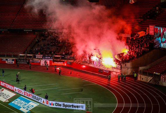 1. FC Nürnberg vs Karlsruher SC (0-0) (8)