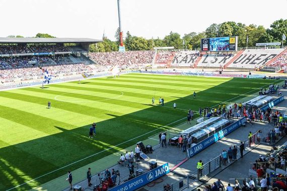 Karlsruher SC vs FC St. Pauli (1-2) (7)