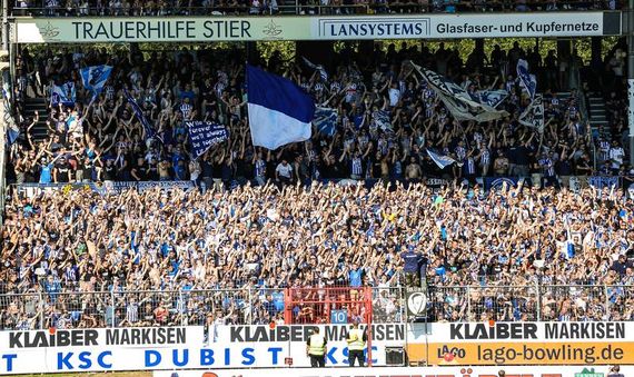 Karlsruher SC vs FC St. Pauli (1-2) (9)