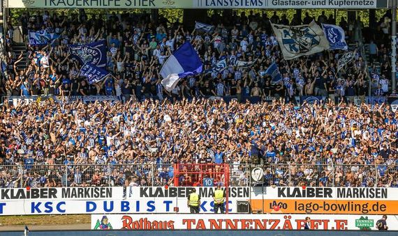 Karlsruher SC vs FC St. Pauli (1-2) (10)