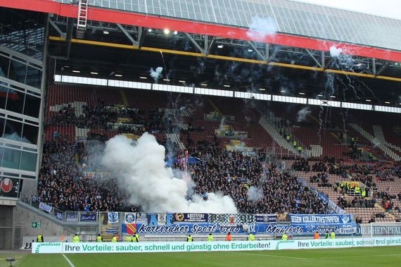 1. FC Kaiserslautern vs Karlsruher SC (0-0) (2)