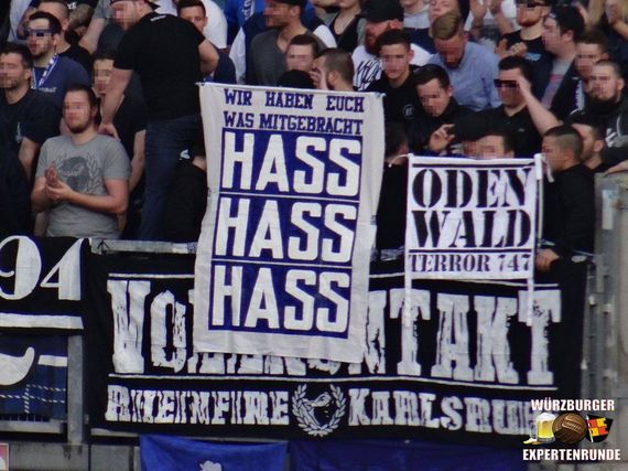 1. FC Nürnberg vs Karlsruher SC (2-1) (9)