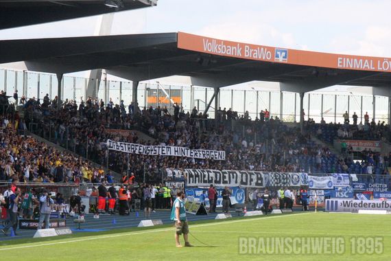 Eintracht Braunschweig vs Karlsruher SC (2-1) (1)