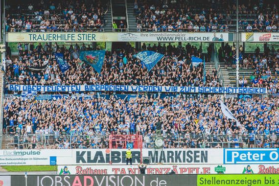 Karlsruher SC vs SV Wehen Wiesbaden (2-1) (4)