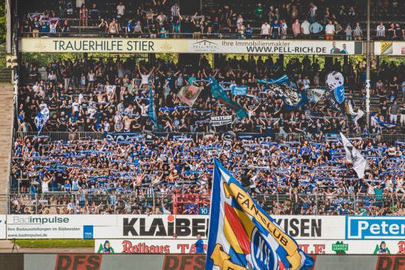 Karlsruher SC vs SV Wehen Wiesbaden (2-1) (8)