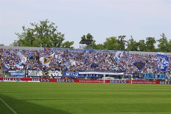 Karlsruher SC vs Hallescher FC (2-3) (4)