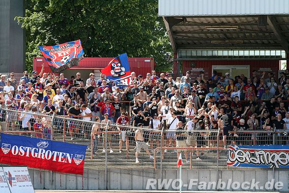 Rot-Weiß Oberhausen vs KFC Uerdingen (6-0) (2)