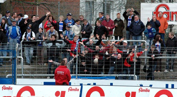 Holstein Kiel vs Kickers Emden (0-0) (2)