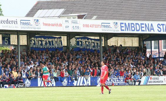 Kickers Emden vs FC Rot-Weiß Erfurt (1-0) (2)
