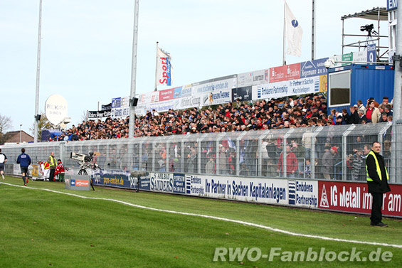 Kickers Emden vs Rot-Weiß Oberhausen (2-0) (3)
