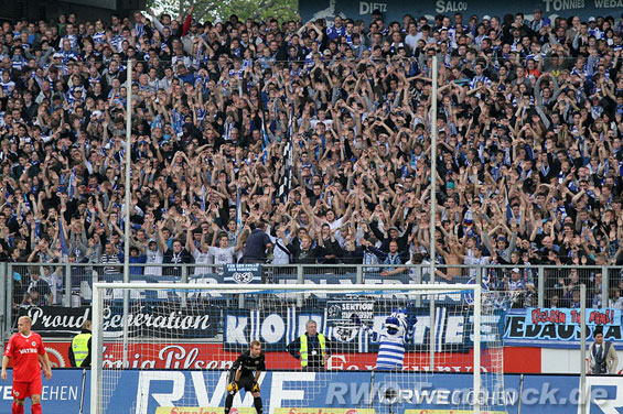 MSV Duisburg vs Rot-Weiß Oberhausen (3-0) (12)