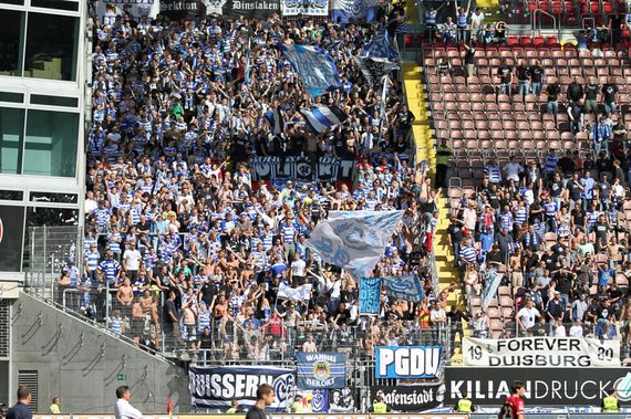 1. FC Kaiserslautern vs MSV Duisburg (2-1) (1)