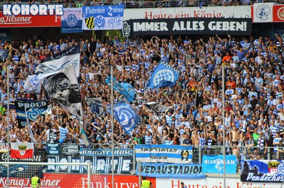 MSV Duisburg vs Hallescher FC (1-1) (10)