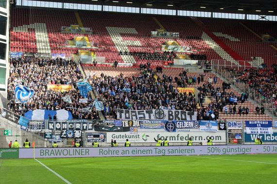 1. FC Kaiserslautern vs MSV Duisburg (2-0) (11)