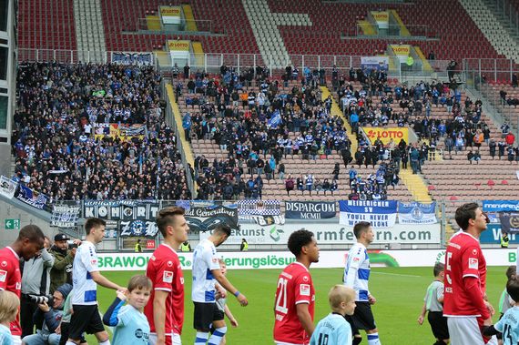 1. FC Kaiserslautern vs MSV Duisburg (0-1) (1)