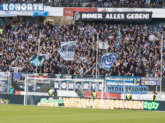 MSV Duisburg vs FC Erzgebirge Aue (3-0) (3)