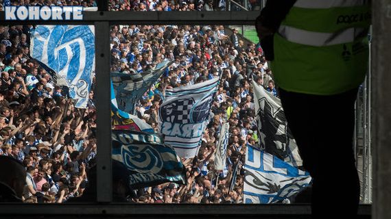 MSV Duisburg vs SV Sandhausen (0-2) (6)