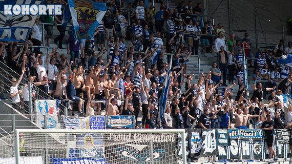 FC Erzgebirge Aue vs MSV Duisburg (1-3) (9)