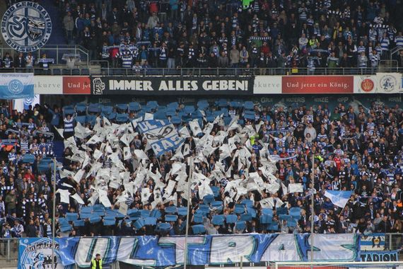 MSV Duisburg vs FC Erzgebirge Aue (1-2) (17)