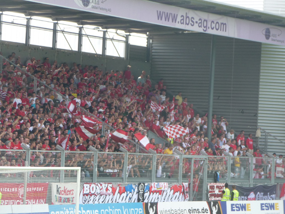 SV Wehen Wiesbaden vs Offenbacher FC Kickers (1-2) (2)