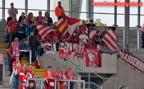 Eintracht Braunschweig vs Rot-Weiß Ahlen (2-0) (1)