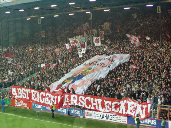 Rot-Weiss Essen vs Wacker Burghausen (1-2) (2)