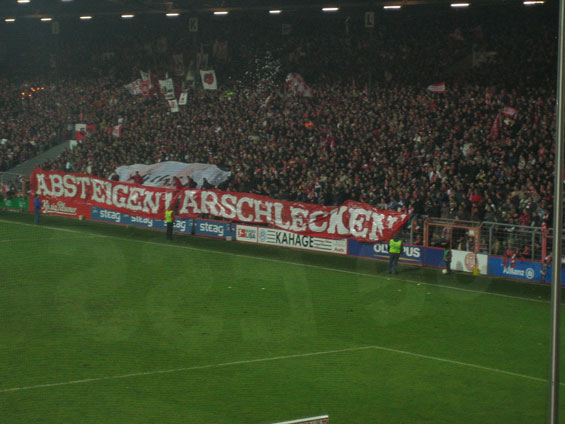 Rot-Weiss Essen vs Wacker Burghausen (1-2) (4)
