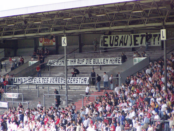 Rot-Weiss Essen vs SpVgg Unterhaching (0-1) (7)