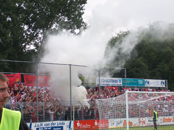 Kickers Emden vs Rot-Weiss Essen (0-3) (3)
