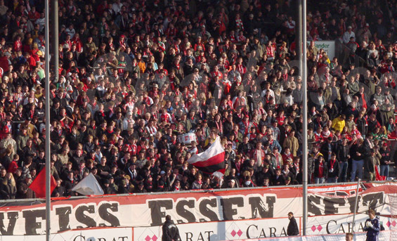Rot-Weiss Essen vs FC Augsburg (0-0) (27)