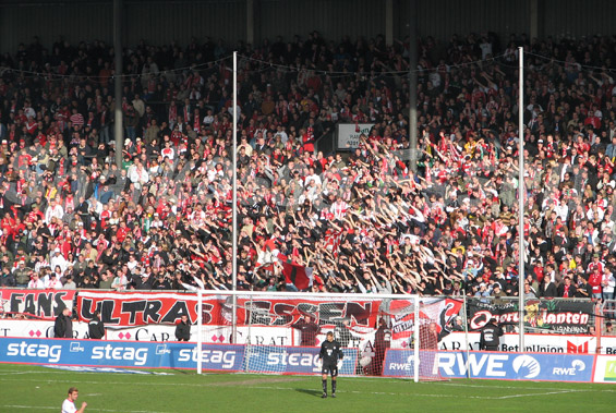 Rot-Weiss Essen vs Offenbacher FC Kickers (2-2) (6)