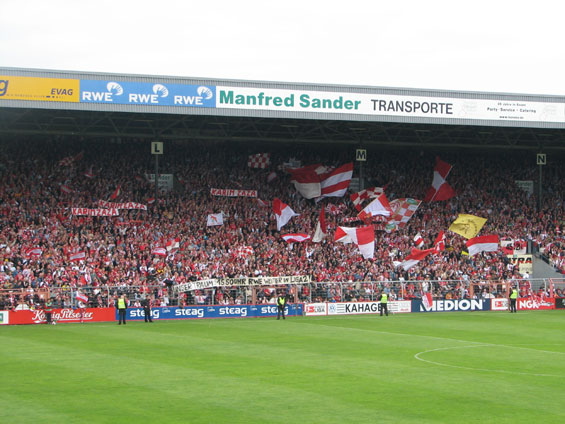 Rot-Weiss Essen vs Wacker Burghausen (1-1) (3)