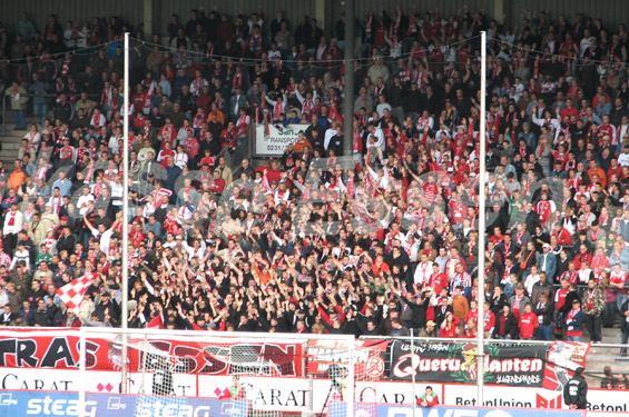 Rot-Weiss Essen vs Karlsruher SC (1-2)