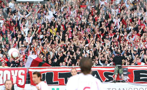 Rot-Weiss Essen vs Rot-Weiß Oberhausen (1-4) (8)