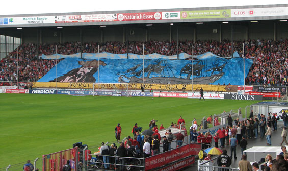 Rot-Weiss Essen vs Rot-Weiß Oberhausen (1-4) (12)