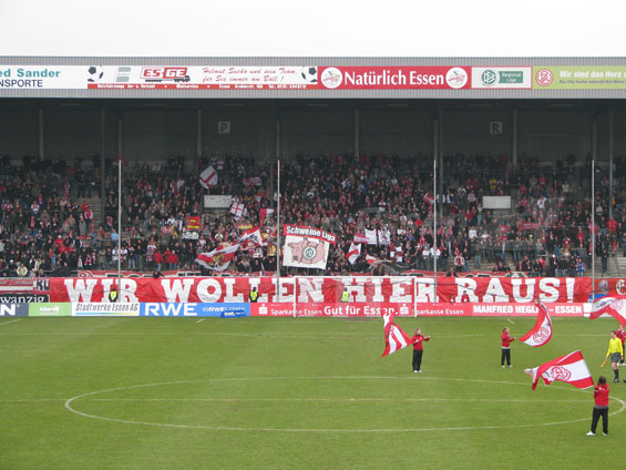 Rot-Weiss Essen vs 1. FC Kaiserlautern II (3-0) (1)