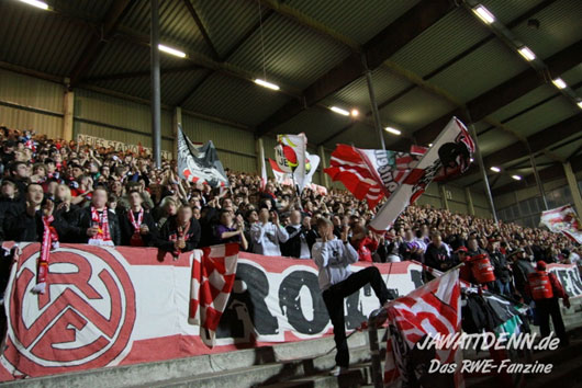 Rot-Weiss Essen vs VfR Wormatia Worms (0-3) (8)