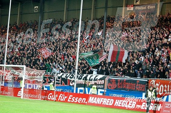 Rot-Weiss Essen vs Sportfreunde Siegen (2-0) (11)