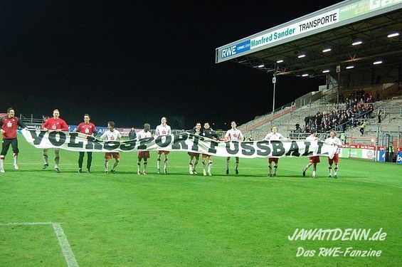 Rot-Weiss Essen vs Sportfreunde Siegen (2-0) (14)