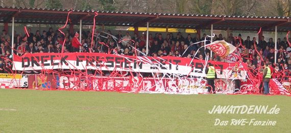 SV Schermbeck vs Rot-Weiss Essen (1-2) (13)