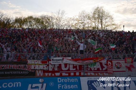 Sportfreunde Siegen vs Rot-Weiss Essen (1-2) (1)