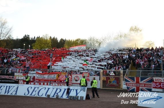 Sportfreunde Siegen vs Rot-Weiss Essen (1-2) (4)