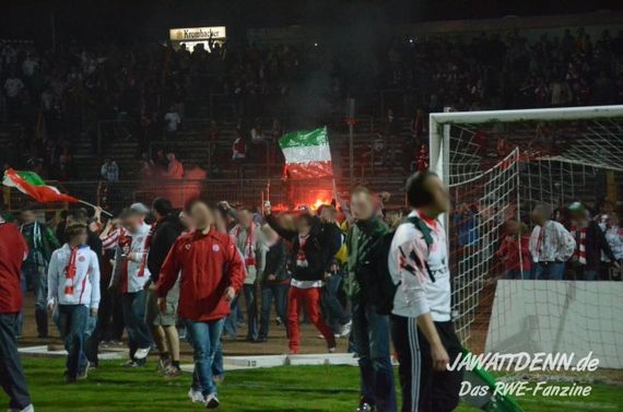 Sportfreunde Siegen vs Rot-Weiss Essen (1-2) (32)